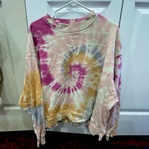 American Eagle Tie dye sweatshirt